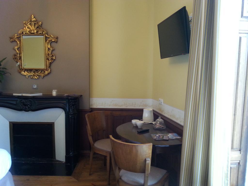 La Maison D'Adelaide Saint-Flour  Zimmer foto